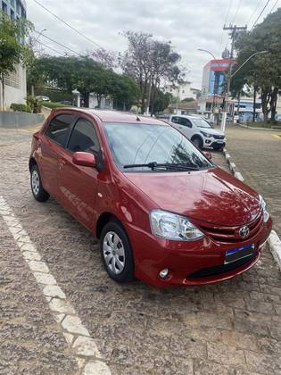 TOYOTA ETIOS 1.3 XS 16V FLEX 4P MANUAL TOYOTA ETIOS 1.3 XS 16V FLEX 4P MANUAL